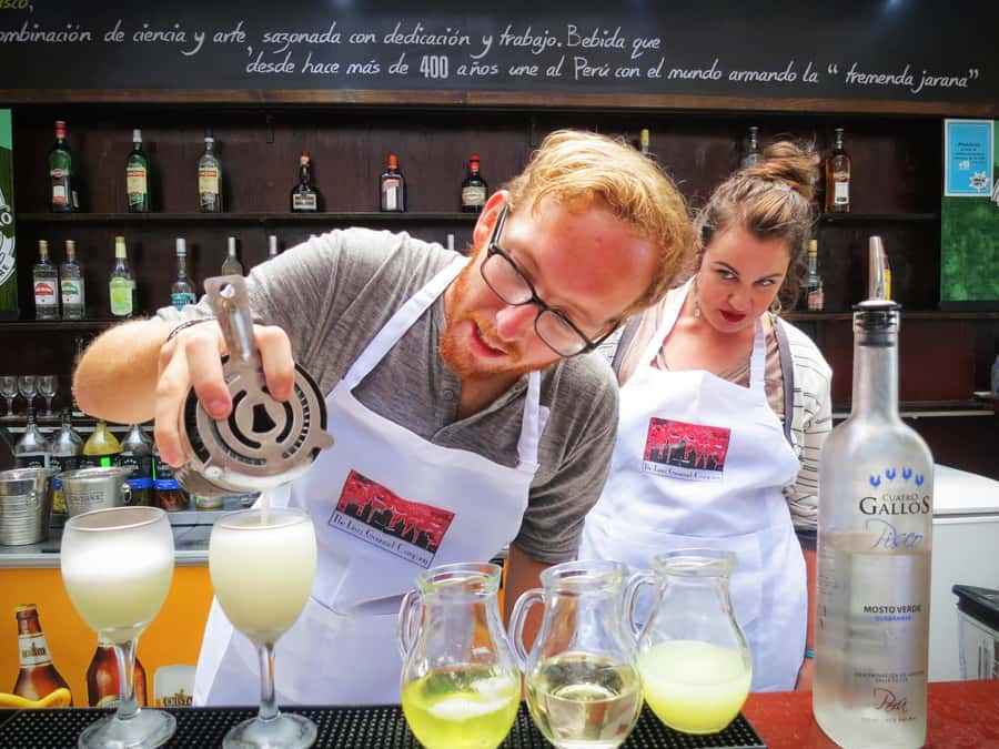Pisco Sour Workshop in Cusco | Learn, Create, and Toast | - Learning the five parts of a Pisco Sour