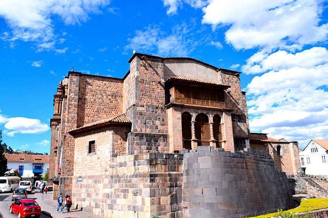 Private Cusco Walking Tour: Inca Museum, Qorikancha and San Pedro Market - Nazarenas Square and Cusco’s central streets