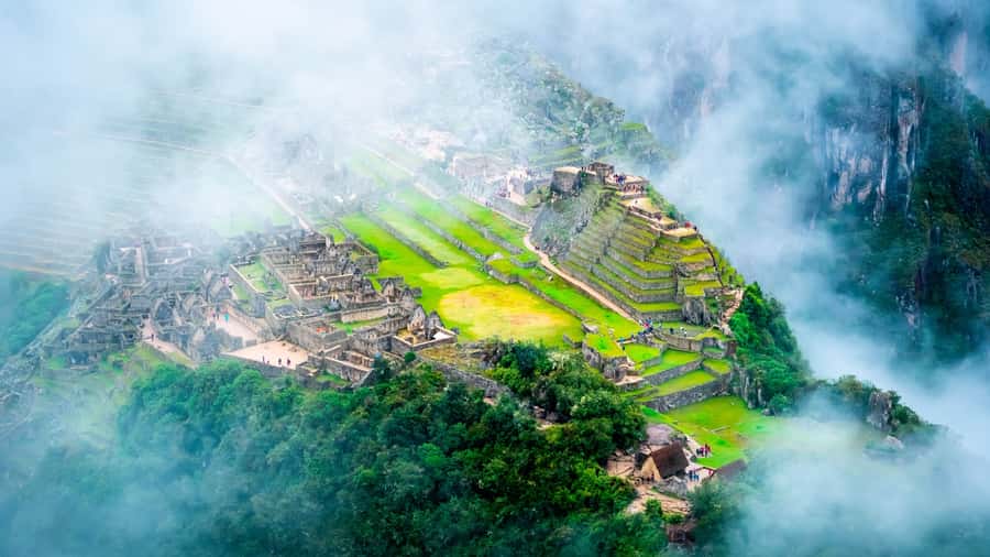 Private & Flexible 3-Hour Guided Tour of Machu Picchu - The first walk through Machu Picchu