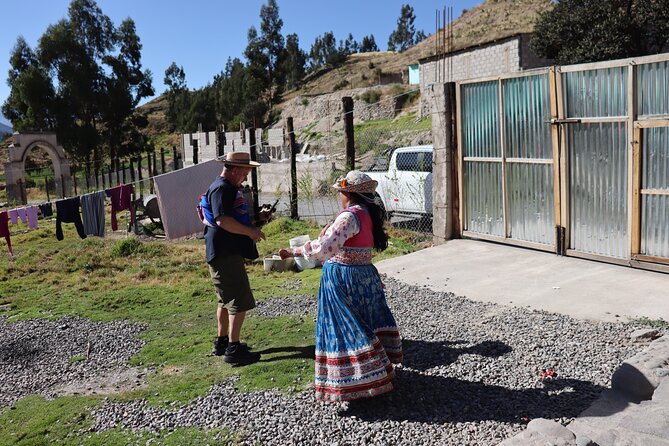Private Full Day Tour to Colca Canyon with Breakfast - Lunch back in Chivay