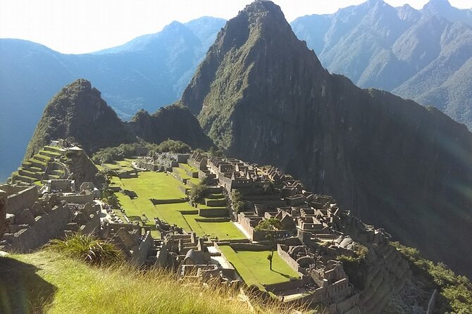 Private Machu Picchu 1 Day Tour from Poroy Cusco - What the private guide adds