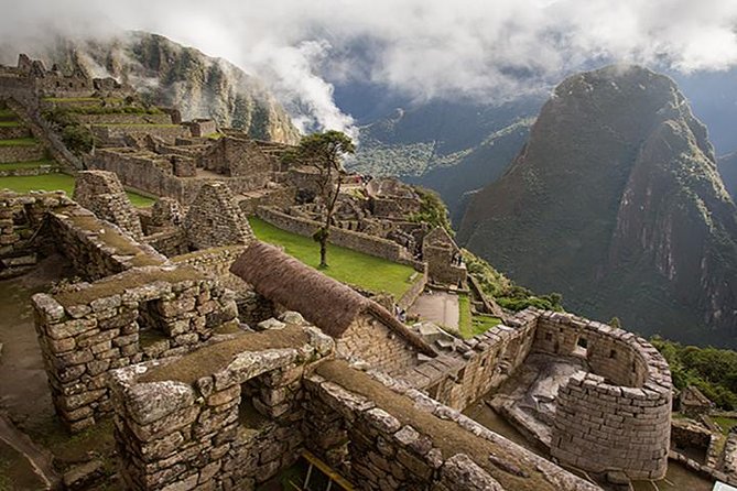 Private Machu Picchu 1 Day Tour from Poroy Cusco - Free time, photographs, and the return to Aguas Calientes