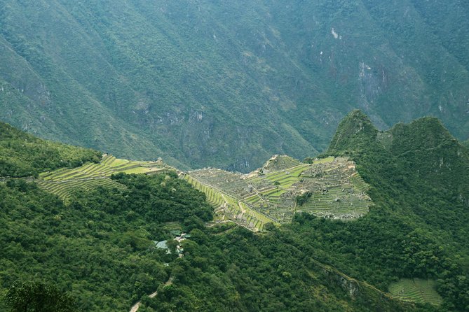 Private Machu Picchu day trip from Cusco - The bus ride up to the citadel