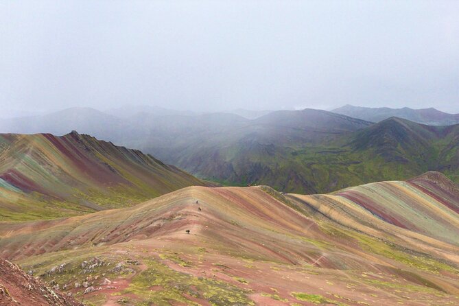 PRIVATE Palccoyo Rainbow Mountain tour - Why Palccoyo works as a Vinicunca alternative