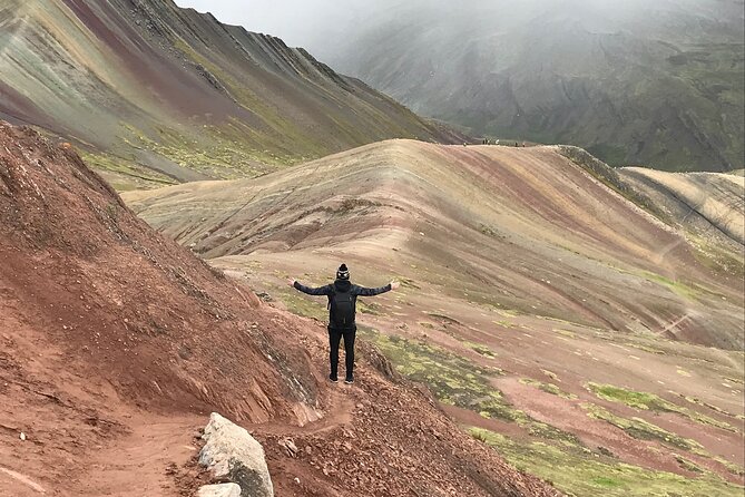 PRIVATE Palccoyo Rainbow Mountain tour - One hour among the colored peaks