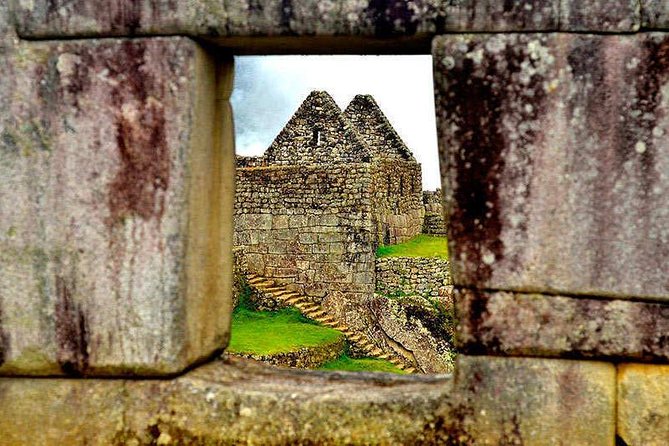 Private Tour: 2-Day Exploration of the Sacred Valley and Machu Picchu - The Maras Salt Mines and 3,000 pools