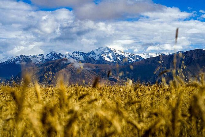 Private Tour: 2-Day Exploration of the Sacred Valley and Machu Picchu - The long wait before the afternoon train
