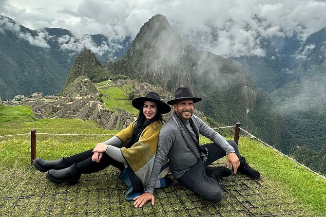 Private Tour Cusco with Machu Picchu 03 Days / 02 Nights - Starting in Cusco at Plaza Regocijo