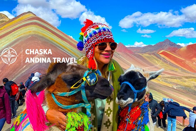 Private Tour Rainbow Mountain + Red Valley + LUNCH - Leaving Cusco at 4:00 a.m.