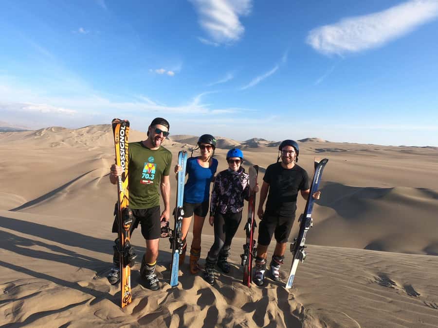 Pro Sanboarding or skiing in Huacachina from Lima - Day trip - Two hours in a dune buggy