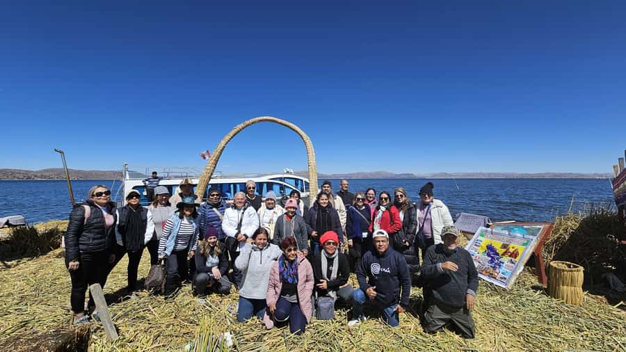 Puno: 3-hour trip to the floating Uros Islands - Meeting the Uros communities on floating islands