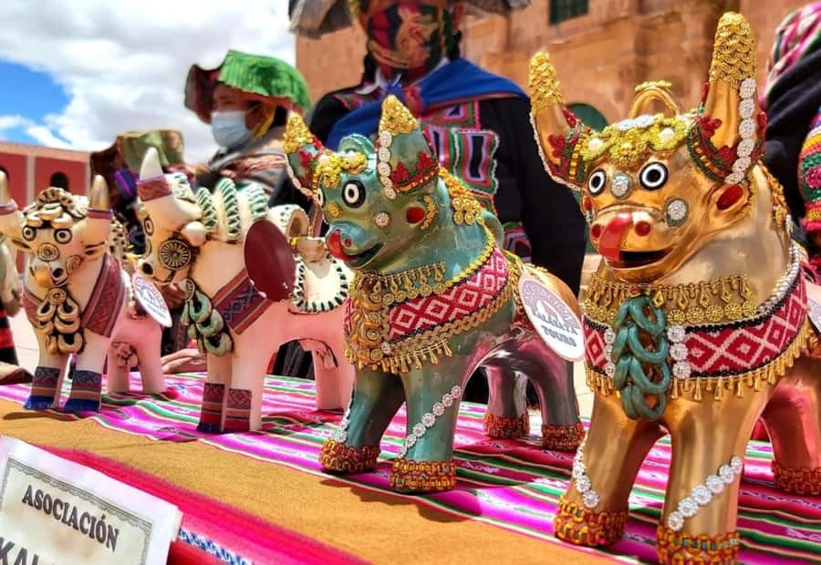 Puno: Route Of The Sun to Cusco with Lunch and Ticket Option - La Raya at more than 4,300 meters