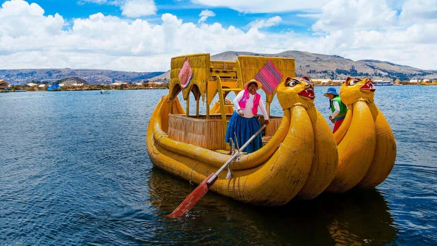 Puno: Uros and Taquile Islands Full-Day Tour with Lunch - Why this Lake Titicaca day trip is worth considering