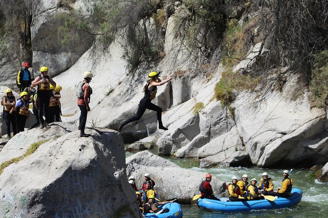 Rafting Arequipa - Chili River Canoeing - Cusipata Rafting Arequipa - One hour and five kilometers on the Chili River