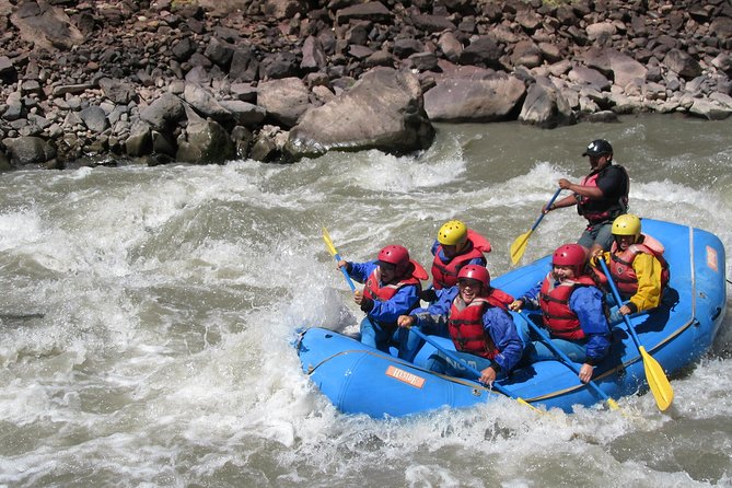 Rafting & Zip line Urubamba River 1 Day - Lunch, sauna, and the practical comforts