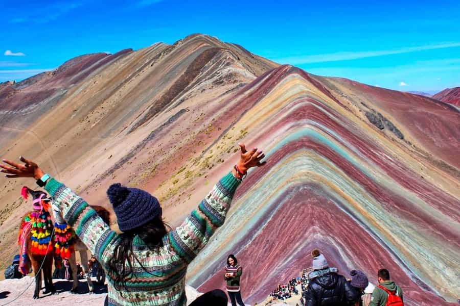 Rainbow mountain horseback riding tour + Buffet Lunch - A 4:00 am pickup and a long ride from Cusco