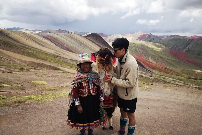 Rainbow Mountain Palccoyo 1 day ( Cusco ) - The 1.5-Kilometer Walk to the Colorful Mountain