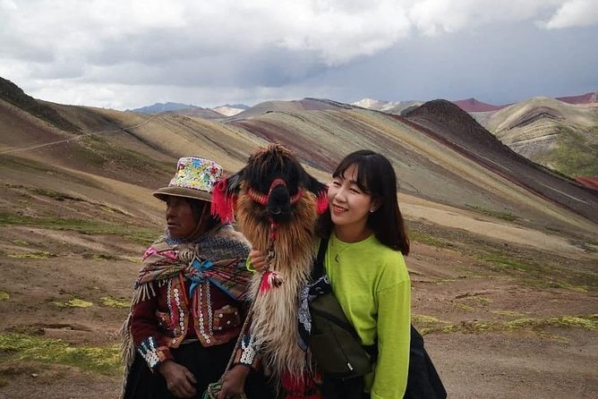 Rainbow Mountain Palccoyo 1 day ( Cusco ) - Guides Make a Big Difference