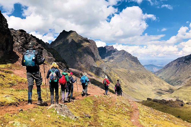 Rainbow Mountain & Red Valley Premium Tour with picnic - Why this Cusco mountain day is worth considering