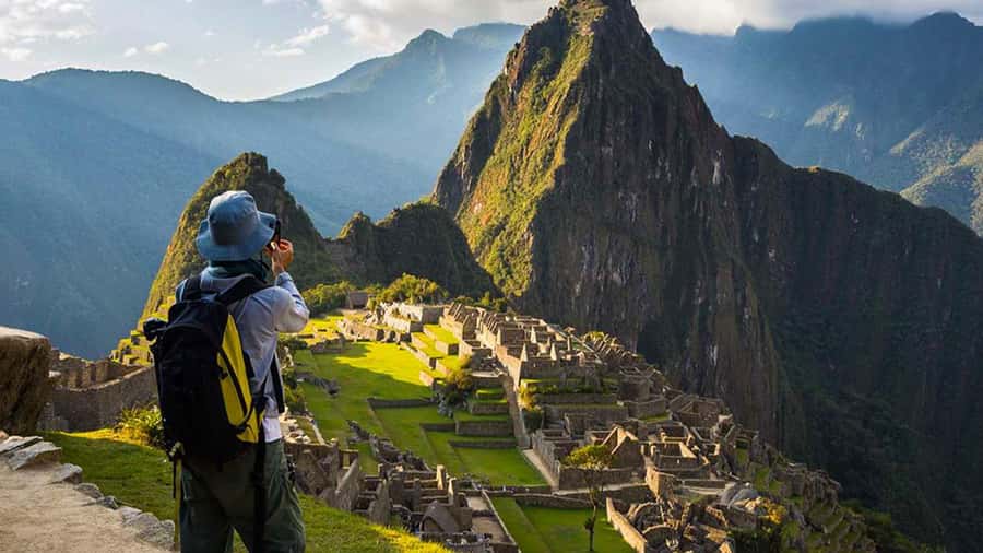 Rainbow Mountain tour and Machu Picchu tour by train - A two-hour guided visit inside the citadel