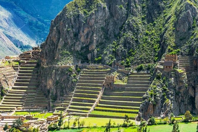 Sacred Valley and Machu Picchu Excursion 2 days / 1 night - Inside Machu Picchu with a two-hour guide