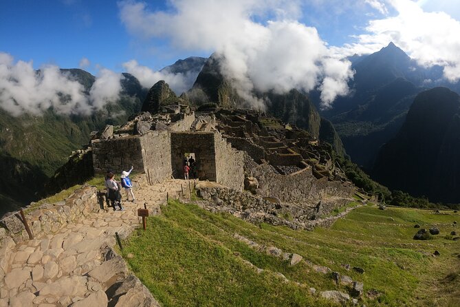 Sacred Valley & Machu Picchu 2 Day Tour From Cusco 2022 - Who should choose this tour