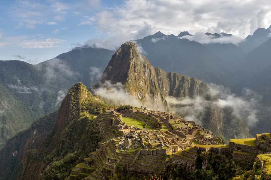 Sacred Valley & Machu Picchu by Train: 2-Day, 1-Night Tour - Alpacas and Andean textiles near Cusco