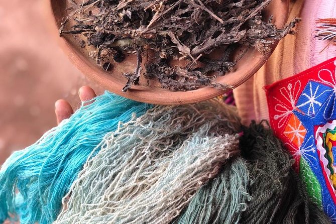 Sacred Valley Textile Workshop – Dyeing & Weaving in Cusco - Lunch, Conversation, and a Taste of Home Life