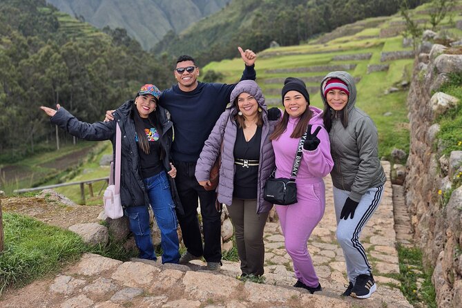 Sacred Valley Tour with Maras Moray and Lunch. - Sara Textiles Chinchero gives the morning a human start