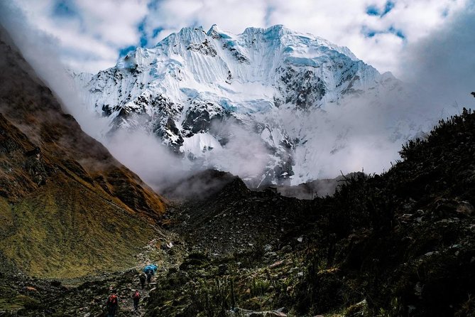 Salkantay Trek Premium 5D/4N - Day 4: Llactapata views and the long walk to Aguas Calientes