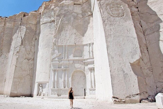 Sillar Route and Culebrillas Petroglyphs - Why Arequipa is built from white volcanic stone