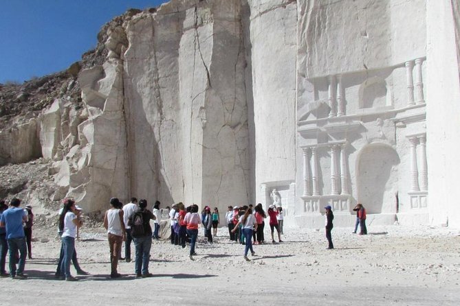 Sillar Route In Arequipa + Viewpoint of the Volcanoes - Why sillar matters in Arequipa