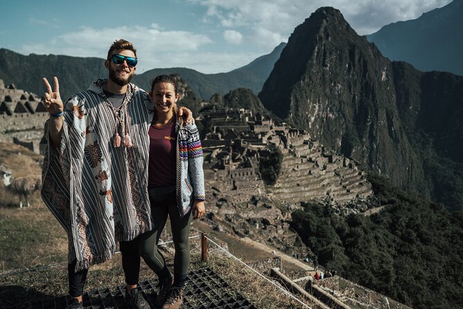 Small-Group 3-day Cusco Tour to Sacred Valley, Machu Picchu & Rainbow Mountain - Day 1: Chinchero, Moray, Maras and Ollantaytambo