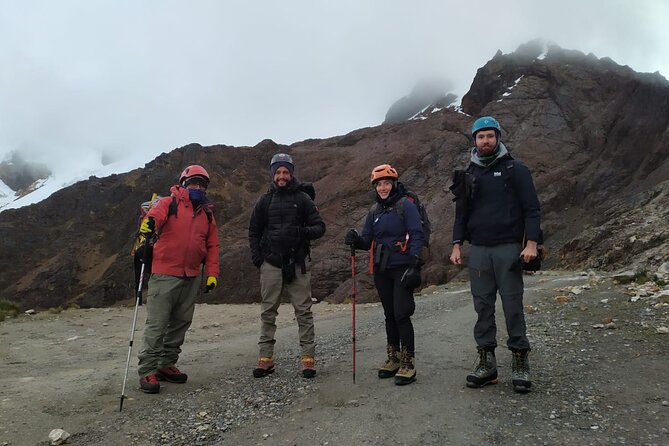 Snowy Mateo - Cordillera Blanca Expedition - Snow and ice toward the 5,150-meter summit