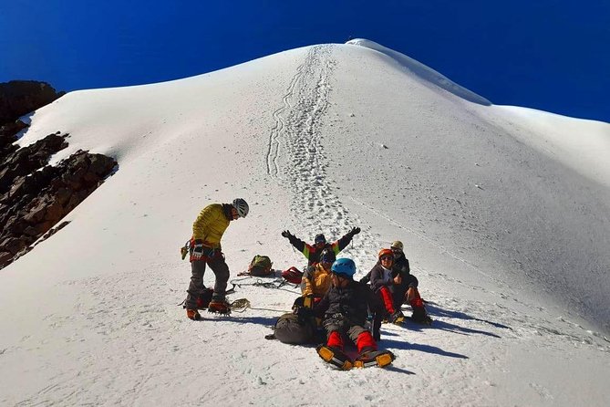 Snowy Mateo - Cordillera Blanca Expedition - The summit view from Mateo