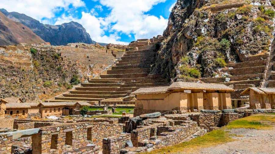 Super Sacred Valley - Urubamba provides the day’s buffet lunch