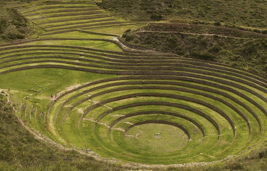 Super Sacred Valley - A 17-seat bus can shape your day
