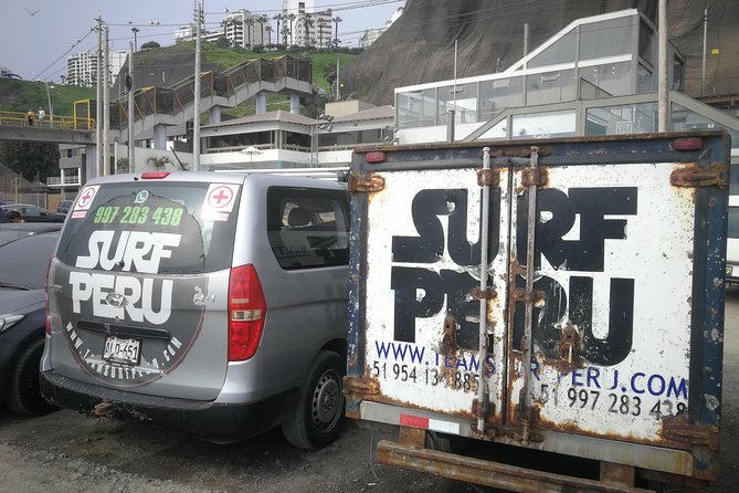 Surf Lessons in Lima - The main lesson: repeated attempts in Pacific water