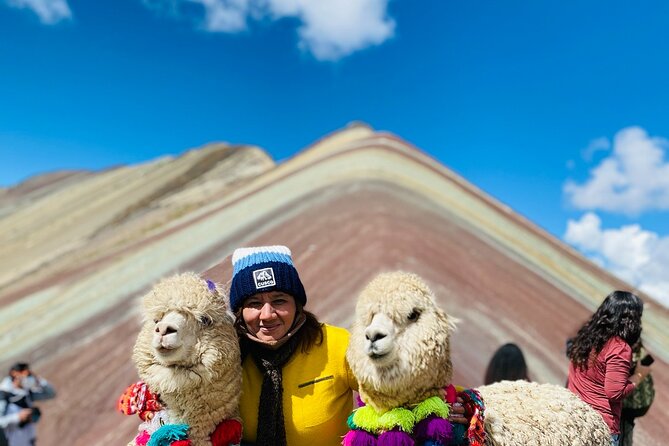 The Vinicunca Rainbow Mountain in a day from Cusco - The pre-dawn ride from Cusco