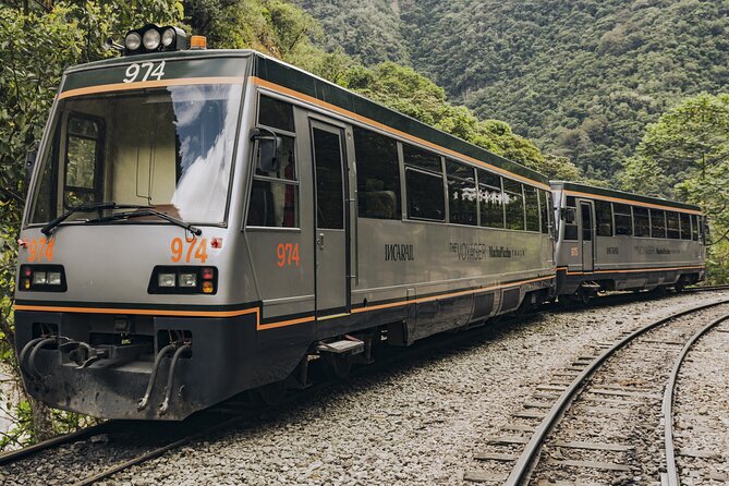 The Voyager Machu Picchu Train by Inca Rail - What the $203 Voyager fare really buys you