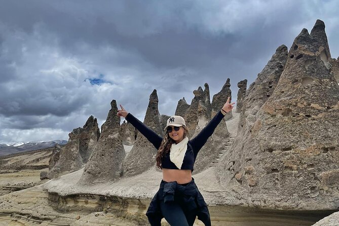 Tour 10 Hours Pillones Waterfall and Puruña Stone Forest - What the guide and vehicle add