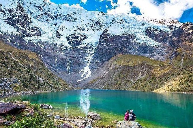 Tour Hike to Humantay Lake with Buffet Lunch - Guide service and group size
