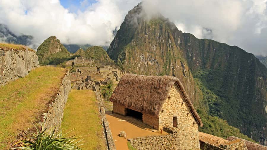 Tour Machu Picchu + Mountain of Huayna Picchu 2 days - Why two days works better than one