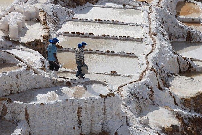 Tour Moray & Salt Mines with textile visit in Chinchero |Private| - The missing Chinchero textile visit