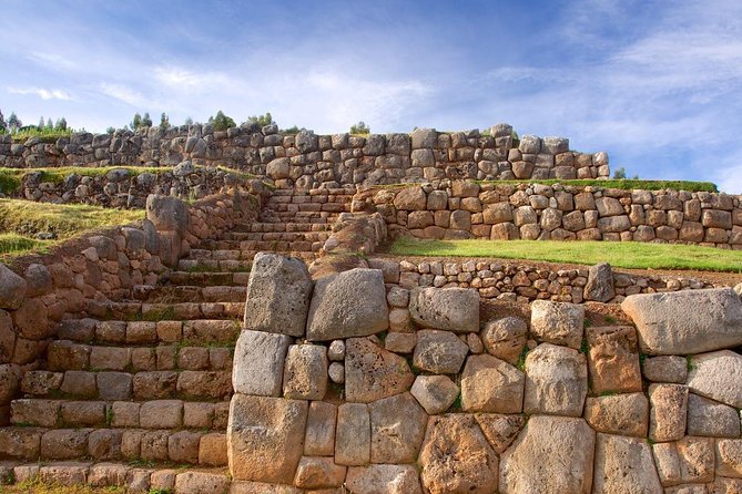 Tour Sacred Valley & Maras - Moray with buffet lunch - Ollantaytambo is the heavyweight stop