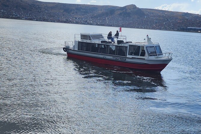 Tour to Uros and Taquile Islands in a Fast Boat - Guides make a real difference