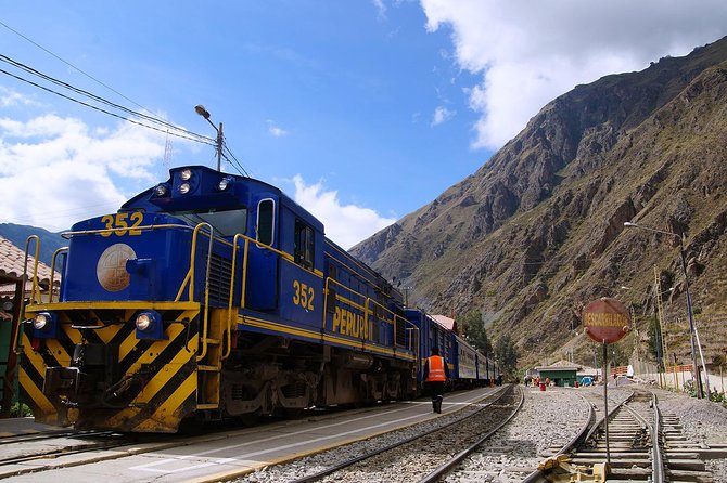 Ultimate 1-Day Machu Picchu Adventure by Train - The 6:40am train from Ollantaytambo