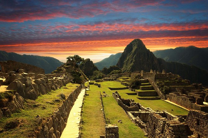 Ultimate 1-Day Machu Picchu Adventure by Train - What the $450 price really covers