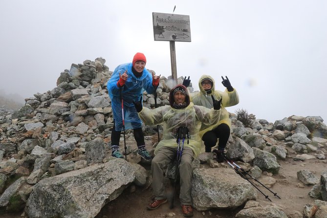 Ultimate Salkantay Trek to Machu Picchu 5 Days - Day two: Salkantay Pass and the long descent