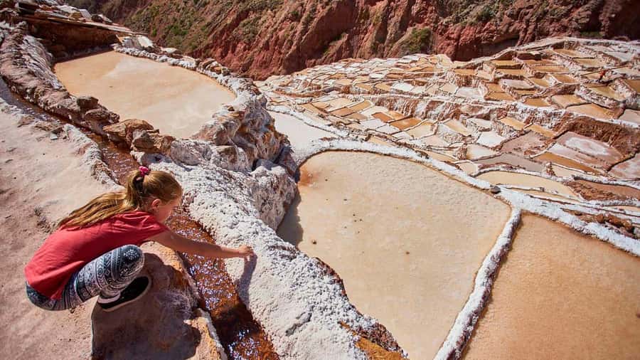 Valle Sagrado:Chinchero, Moray, Maras, Ollantaytambo y Pisac - Ollantaytambo: monumental stonework and a useful train stop